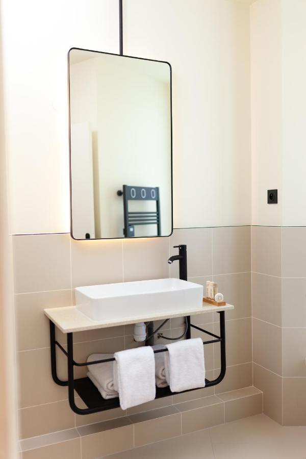 Tinah Paris, Champs Elysees Экстерьер фото