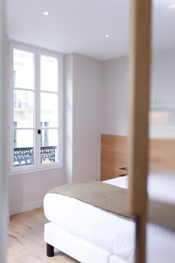 Tinah Paris, Champs Elysees Экстерьер фото